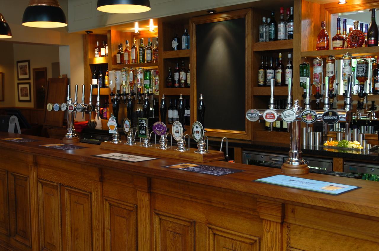 The Bear'S Paw Hotel Warmingham Exterior photo The bar at the Old Mill